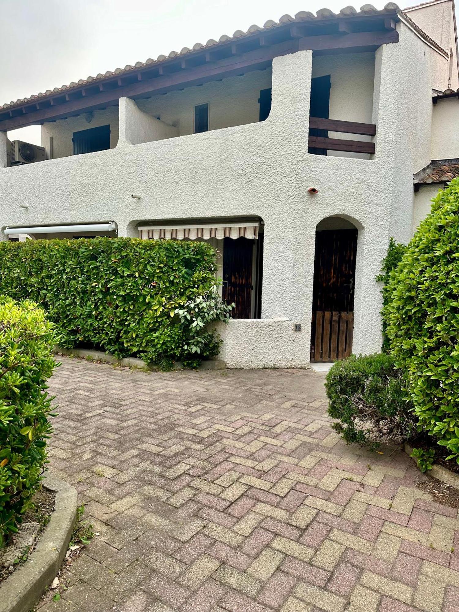 Appartement Climatise Avec Chambre Et Parking Privatif Locations Vld Camargue Saintes-Maries-de-la-Mer Exterior photo